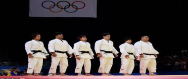 体育场看台座椅安装